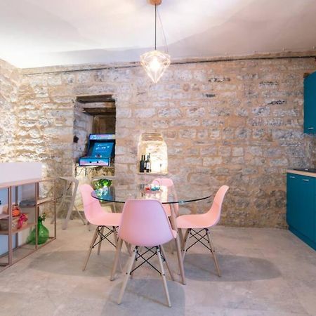 Cornelia Cavern Cosy Studio Apartment In ספלו מראה חיצוני תמונה
