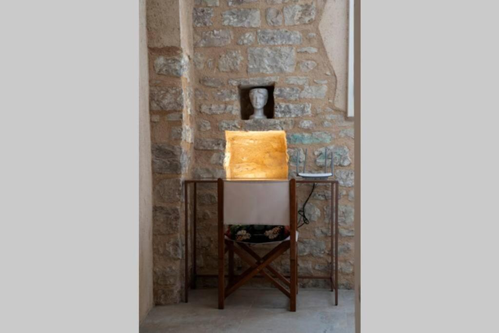 Cornelia Cavern Cosy Studio Apartment In ספלו מראה חיצוני תמונה